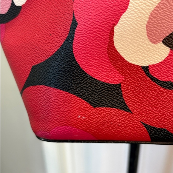 Kate Spade floral pebbled leather tote purse - Picture 5 of 13